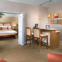 Tropicana Las Vegas - a DoubleTree by Hilton Hotel 4* Люкс с различными типами кроватей фото 2