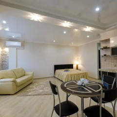 Отель Apartament "Berloga 55" on Zhukova Омск комната для гостей фото 3
