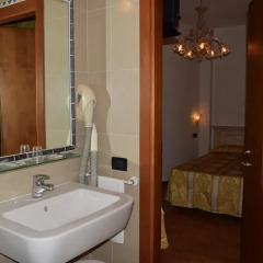 Отель Albergo Basilea 3* Стандартный номер фото 4