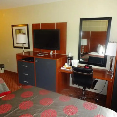 Отель Ramada Staten Island Стандартный номер с различными типами кроватей фото 2