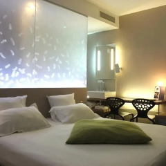 Отель Best Western Hôtel Littéraire Arthur Rimbaud 4* Номер категории Премиум с двуспальной кроватью фото 2