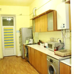 Karinitas Family Hostel в номере