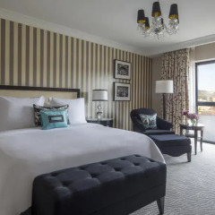 Four Seasons Hotel Prague 5* Номер Премьер с различными типами кроватей фото 4