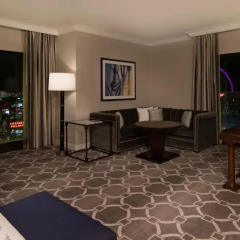 Отель Caesars Palace 5* Люкс Премиум с двуспальной кроватью фото 2