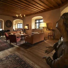 Отель Schloss Englar Аппиано-сулла-Страда-дель-Вино интерьер отеля