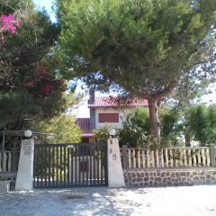Отель Villa Eva sul Mare area "A" Поццалло фото 2