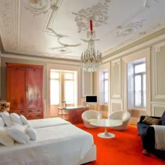 Отель Palacete Chafariz D'El Rei 5* Люкс повышенной комфортности с различными типами кроватей фото 8