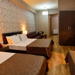 Hotel Diamond Dat Exx Company 3* Стандартный семейный номер с двуспальной кроватью фото 4