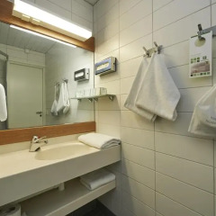 Отель Holiday Inn Helsinki - Vantaa Airport 3* Стандартный номер с 2 отдельными кроватями фото 3