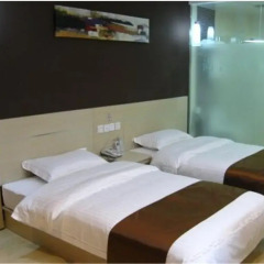 Thank You Hotel Guilin Railway Station комната для гостей фото 2