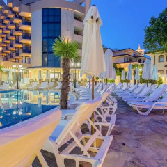 Fiesta M Hotel