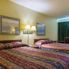 Отель Knights Inn Columbus 2* Номер Делюкс с различными типами кроватей фото 3