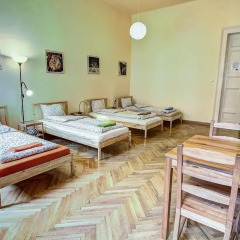 Pal's Hostel & Apartments Стандартный номер с различными типами кроватей (общая ванная комната) фото 2