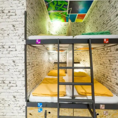 Chillout Hostel Zagreb Кровать в общем номере с двухъярусными кроватями фото 23