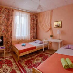 Arbuz Hostel Кровать в общем номере с двухъярусной кроватью фото 2