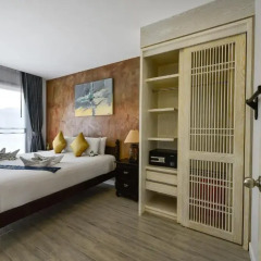 Отель Coco Retreat Phuket Resort & Spa сейф в номере