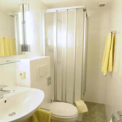 Отель Waldhotel Unterbach 2* Стандартный номер с различными типами кроватей фото 6