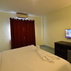 Paripas Express Hotel Patong 3* Стандартный номер с различными типами кроватей фото 6