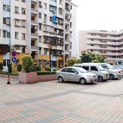 Guangzhou Carefree Hotel парковка