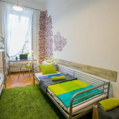 Friends Hostel and Apartments Budapest фото 4