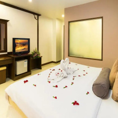 ?Baya Phuket Hotel 3* Номер Делюкс с двуспальной кроватью фото 4