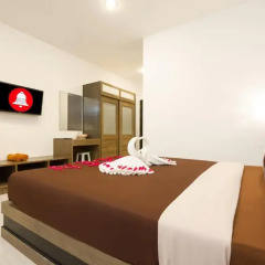 M.U.DEN Patong Phuket Hotel 3* Улучшенный номер двуспальная кровать фото 7