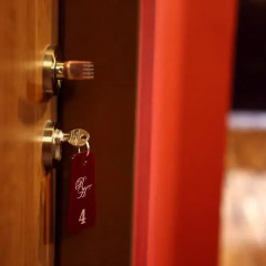 Royal Hostel спа