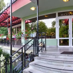 Отель Family Hotel Gabrovo Болгария, Боженци - отзывы, цены и фото номеров - забронировать отель Family Hotel Gabrovo онлайн