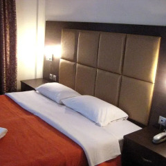 Hotel Avra комната для гостей
