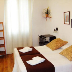 Отель Fira Barcelona Suites Барселона комната для гостей фото 2