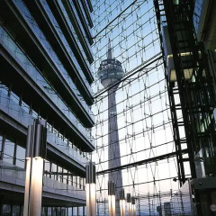 Отель Courtyard by Marriott Düsseldorf Hafen Германия, Дюссельдорф - отзывы, цены и фото номеров - забронировать отель Courtyard by Marriott Düsseldorf Hafen онлайн бассейн