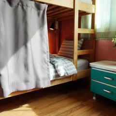 The One Hostel Кровать в общем номере с двухъярусной кроватью фото 23