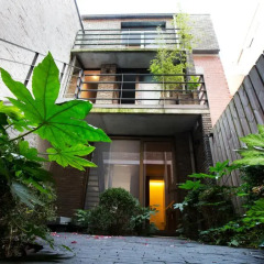 Отель Antwerp For Two Bed & Breakfast Антверпен балкон