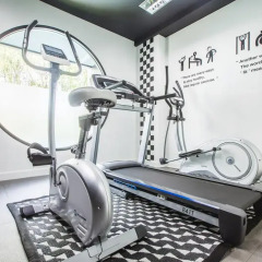 Blu Monkey Hub and Hotel Phuket фитнесс-зал фото 2
