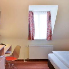 Hotel Victoria 4* Стандартный номер с различными типами кроватей фото 4