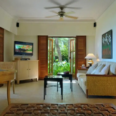 Отель Hilton Mauritius Resort & Spa 5* Полулюкс с различными типами кроватей фото 6