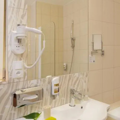1.Republic Hotel 4* Люкс повышенной комфортности с различными типами кроватей фото 8