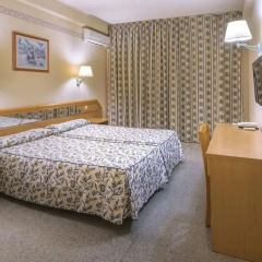 Hotel Catalonia 3* Стандартный номер с различными типами кроватей