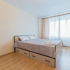 Отель Flathome24 Metro Komendanskiy Prospect Санкт-Петербург комната для гостей фото 4