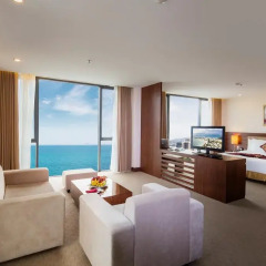 Muong Thanh Grand Nha Trang Hotel 4* Представительский люкс с различными типами кроватей