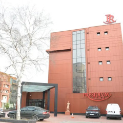 Hotel Presidivm Palace парковка
