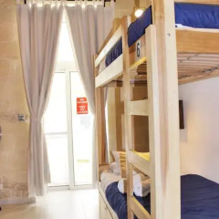 Two Pillows Boutique Hostel Кровать в общем номере фото 18