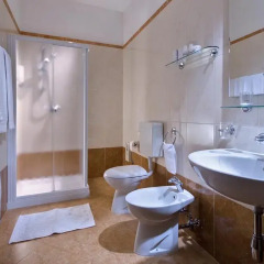 Отель Terme Marco Polo Италия, Монтегротто-Терме - отзывы, цены и фото номеров - забронировать отель Terme Marco Polo онлайн ванная фото 2