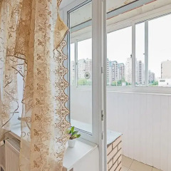Отель Flathome24 Metro Komendanskiy Prospect Санкт-Петербург балкон
