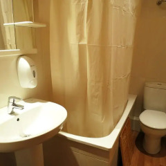 Отель Hostal Balmes Centro ванная
