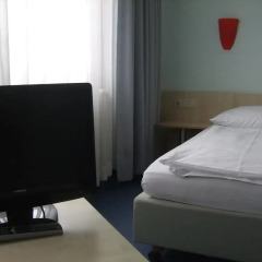 Enjoy Hotel Berlin City Messe 2* Стандартный номер с разными типами кроватей фото 2