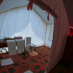 Отель The Naturalist Luxury Tents сауна