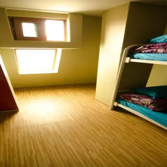 Kimchee Sinchon Guesthouse - Hostel Кровать в общем номере с двухъярусной кроватью фото 20