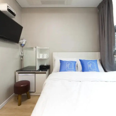 Stay 7 - Hostel (formerly K-Guesthouse Myeongdong 3) Стандартный номер с двуспальной кроватью фото 14