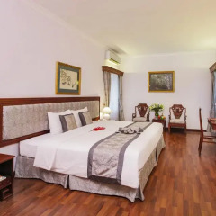 Royal Hotel Saigon 4* Номер Делюкс с различными типами кроватей фото 6